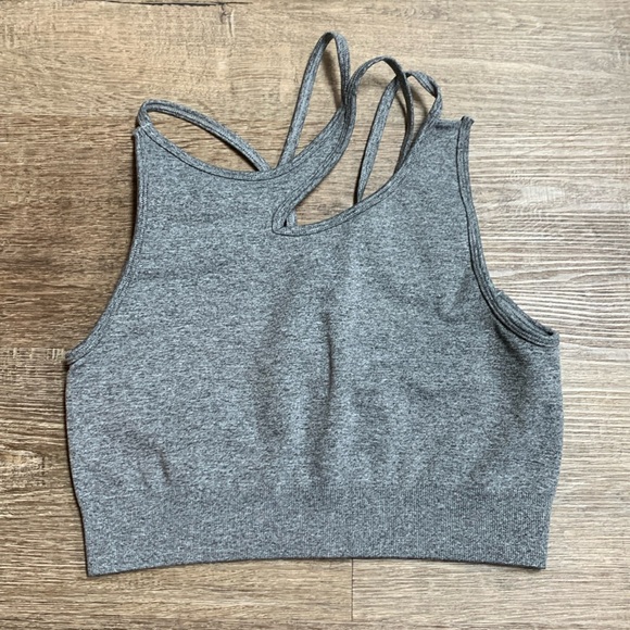 ✨Gray Strappy‎ Athletic Sports Bra Women's Size Medium - Picture 1 of 5